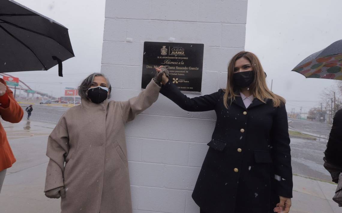 A shield was unveiled in honor of the first woman to graduate from the Faculty of Medicine – El Heraldo de Juárez